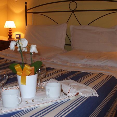 Agriturismo Le Docce Castelfiorentino Bagian luar foto
