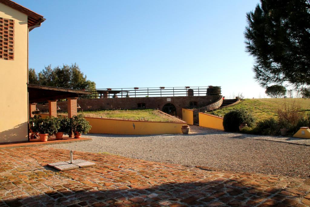 Agriturismo Le Docce Castelfiorentino Bagian luar foto
