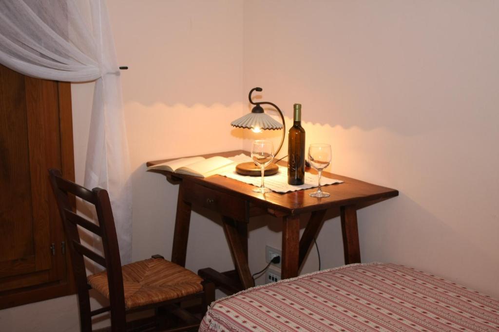 Agriturismo Le Docce Castelfiorentino Ruang foto