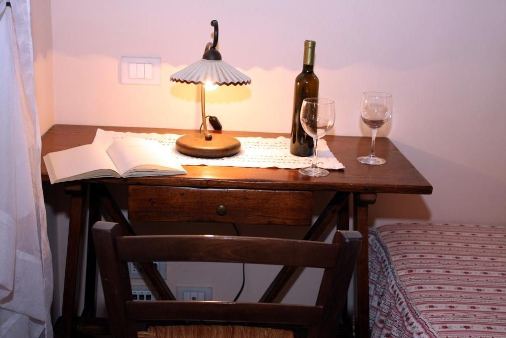 Agriturismo Le Docce Castelfiorentino Ruang foto