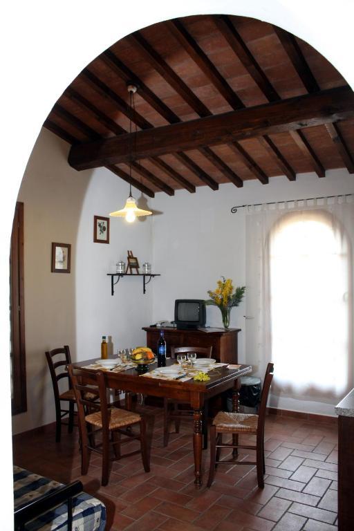 Agriturismo Le Docce Castelfiorentino Ruang foto